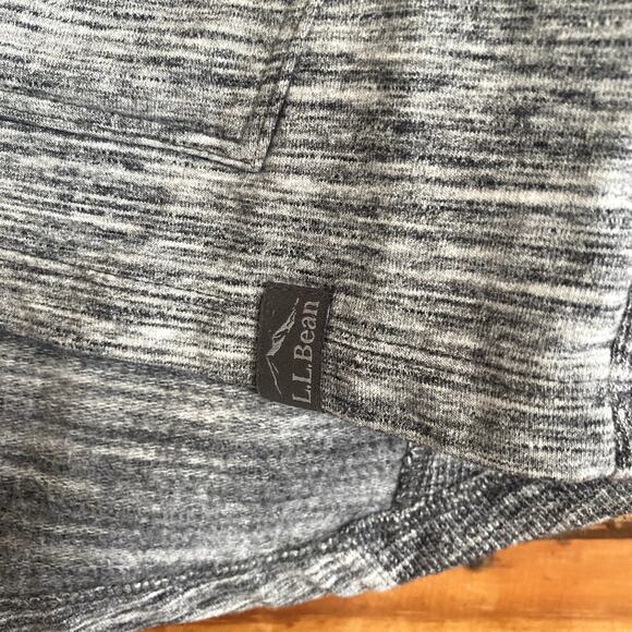 LL Bean Grey Hooded Zip Up Jacket size Medium Petite - Picture 2 of 5